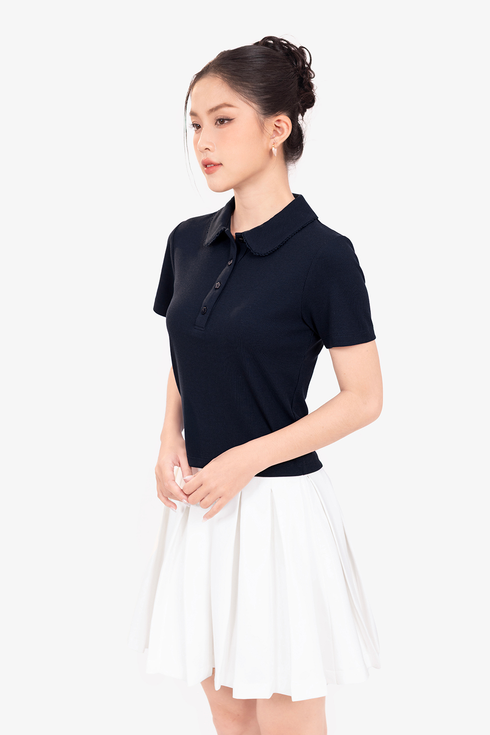 Áo thun gân cotton cổ sen màu xanh đen