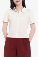 Áo thun gân cotton màu kem cổ sen phối nút