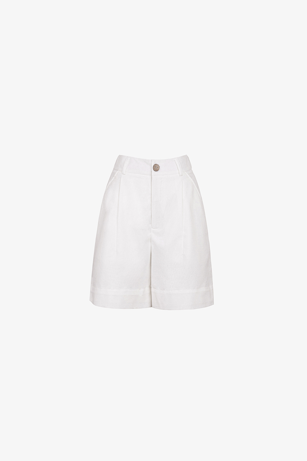 Quần đùi trắng linen lót lụa