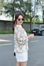 Áo kiểu nữ họa tiết tay dài