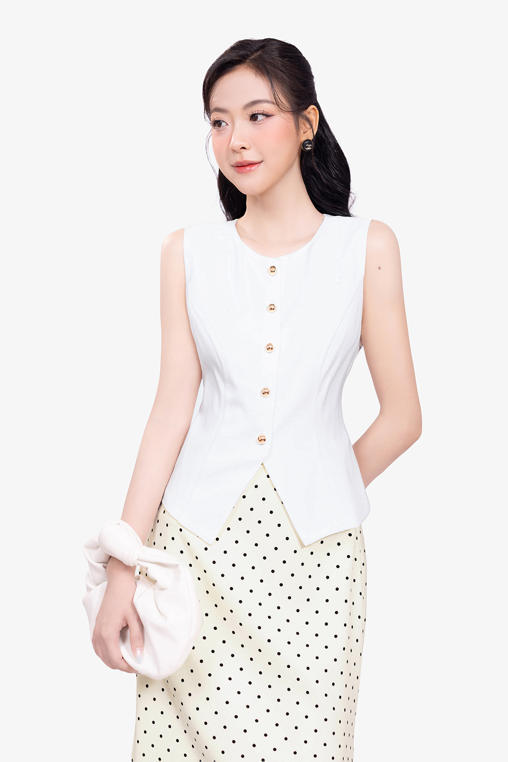 Áo gile công sở nữ màu trắng phối nút