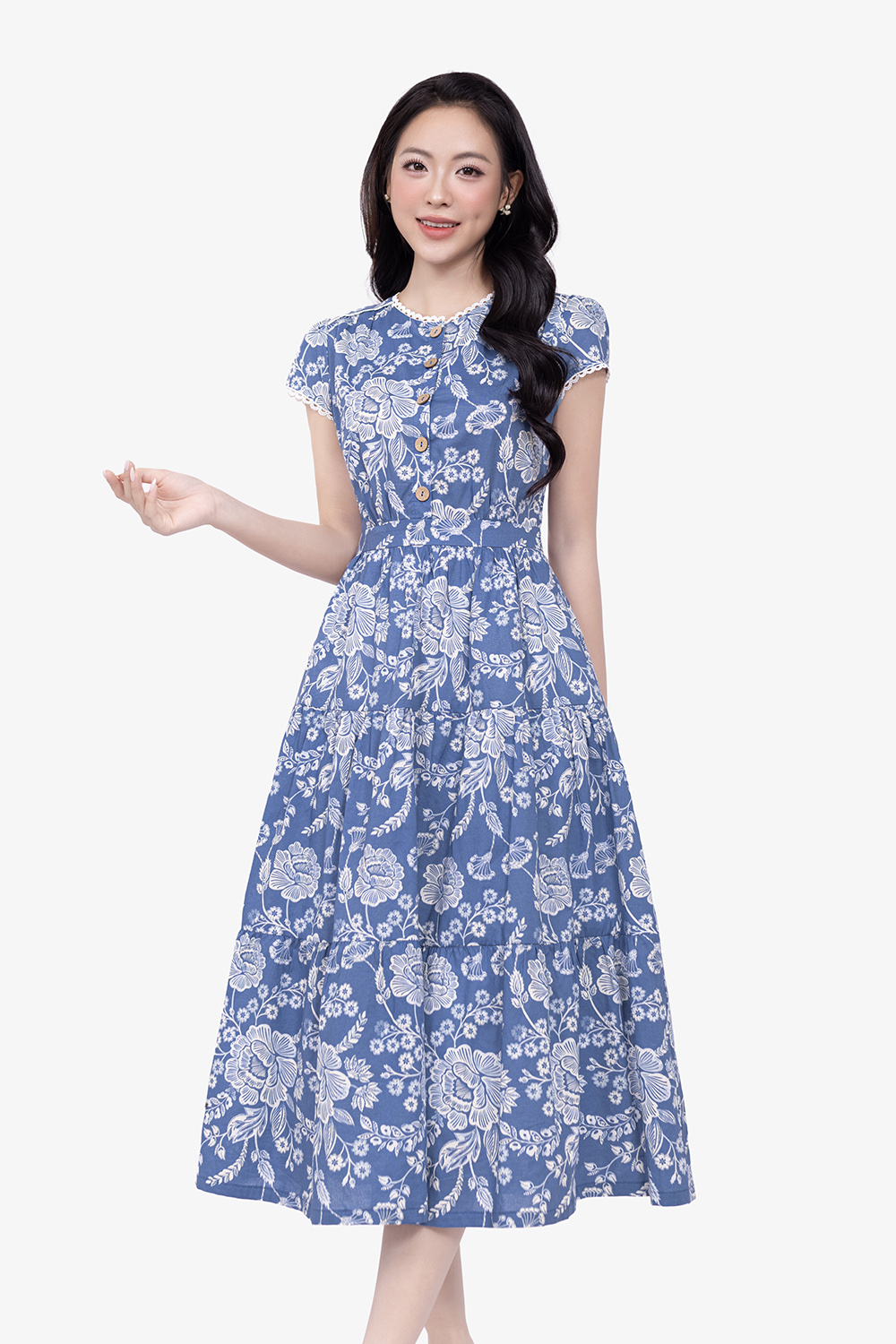 Đầm xòe xanh họa tiết hoa viền ren