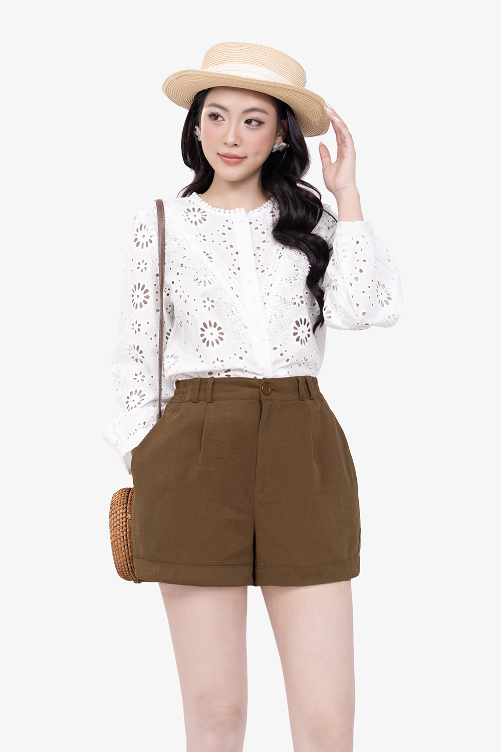 Quần short kaki nữ màu nâu