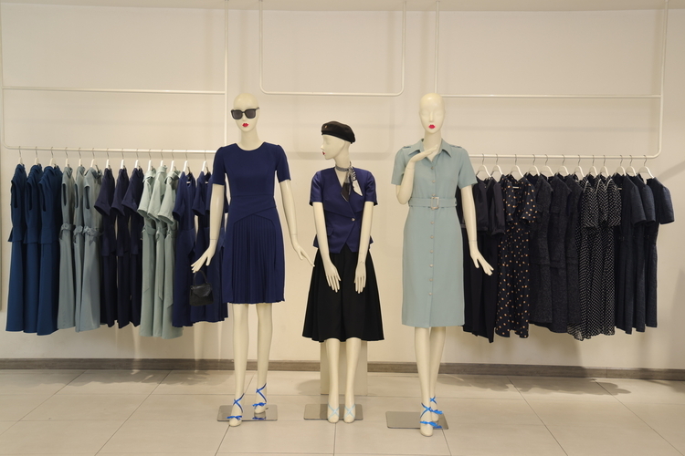 LANA Boutique 319